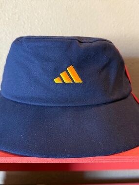 Adidas 3 Stripes Spain Colors Bucket Hat BRAND NEW